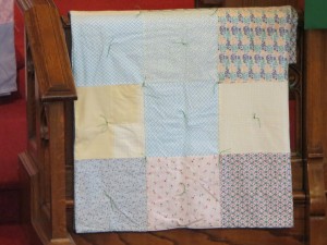 quilts_in_church_!